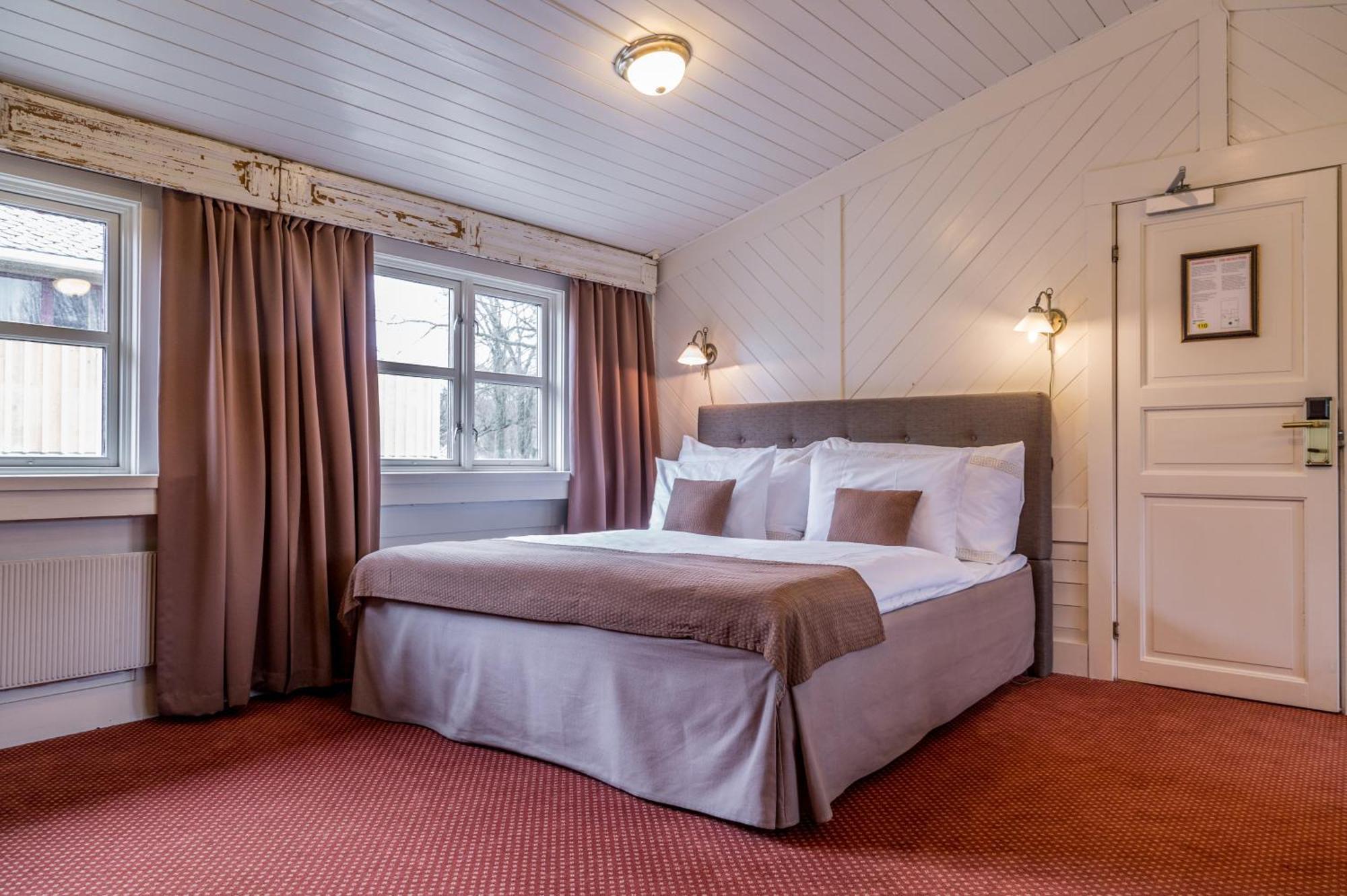 Kronen Gaard Hotel Sandnes  Ngoại thất bức ảnh