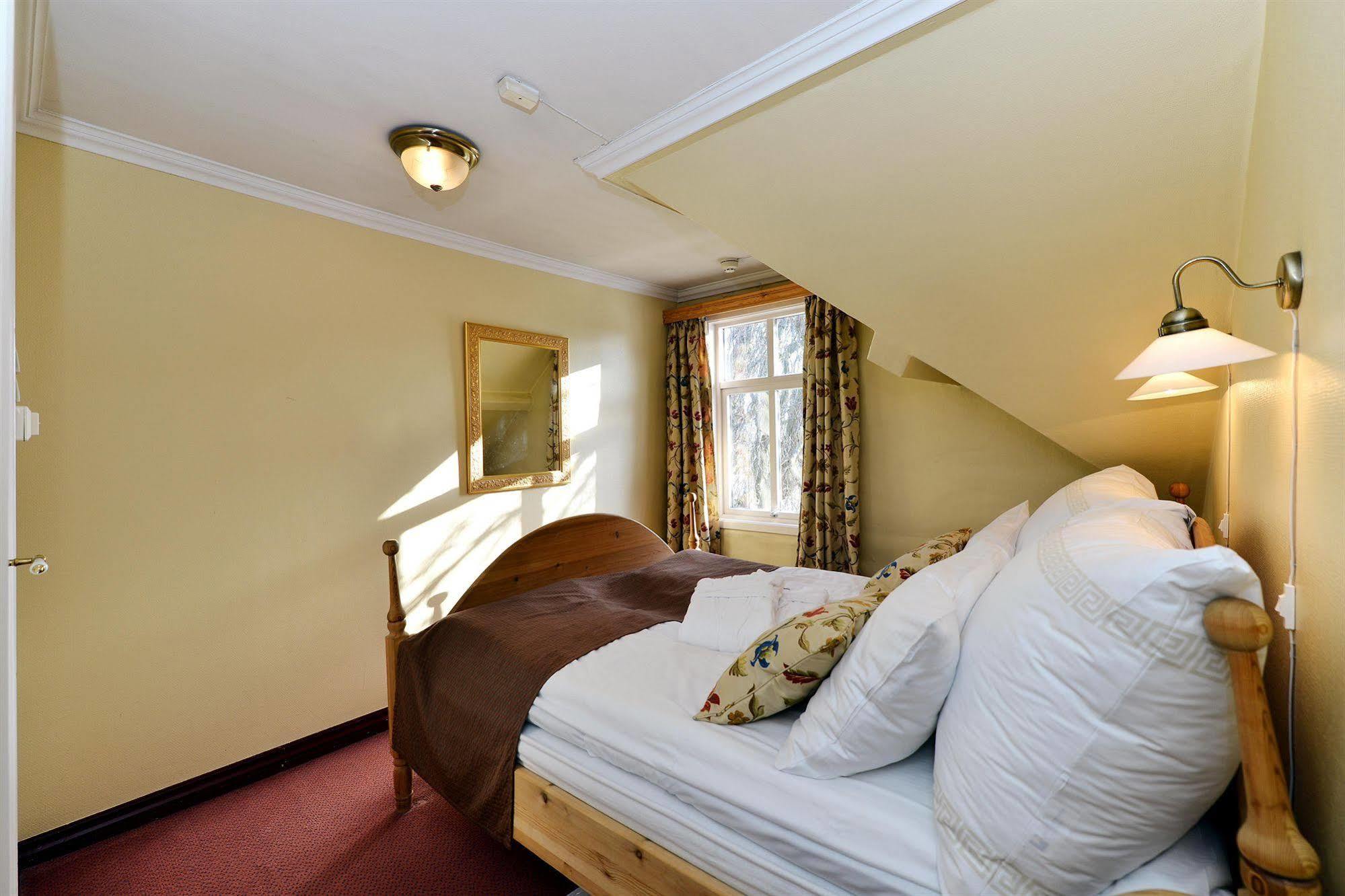 Kronen Gaard Hotel Sandnes  Ngoại thất bức ảnh